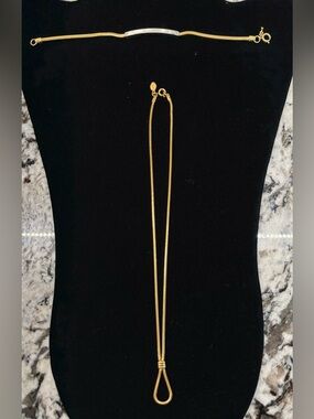 NECKLACE/BRACELET (AVON/ CROWN TRIFARI)